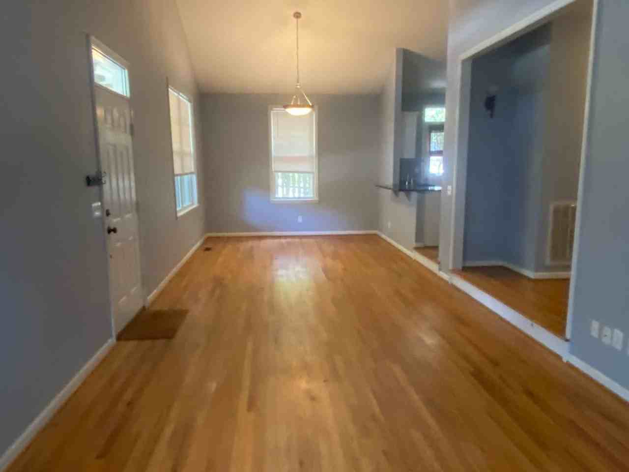 35 Graymont Cir - Photo 6 of 21