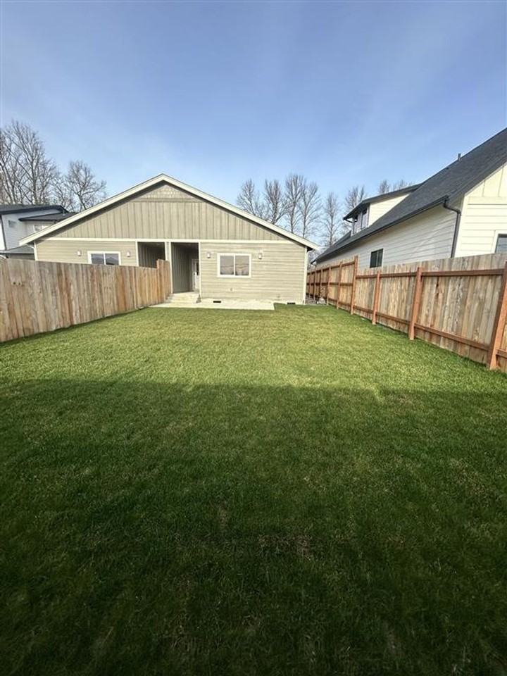 505 Colton Ln - Photo 2 of 25