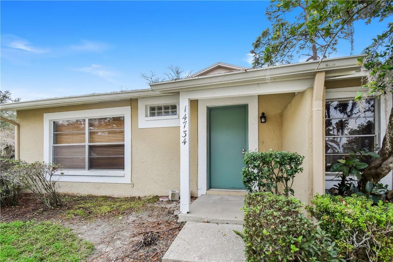 14734 Pine Glen Cir - Photo 2 of 17