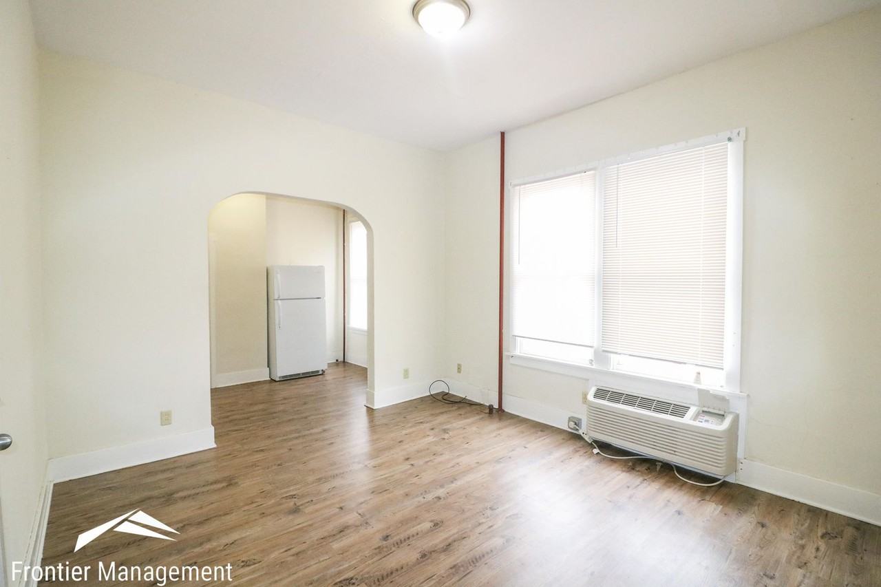 412 N 11th - Photo 3 of 10