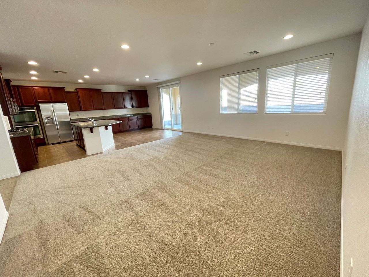 12056 La Palmera Ave - Photo 2 of 15
