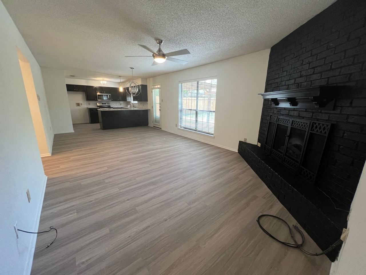 2113 Ramada Dr - Photo 2 of 29