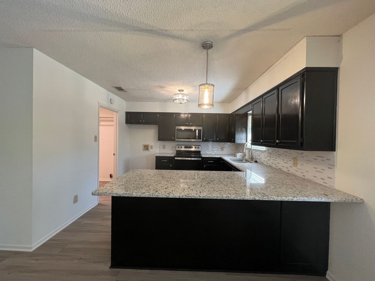 2113 Ramada Dr - Photo 5 of 29