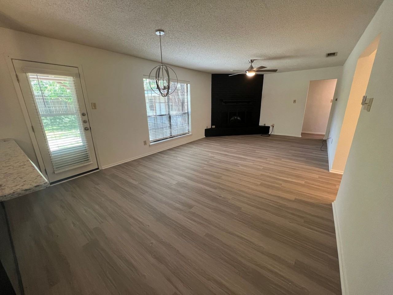 2113 Ramada Dr - Photo 6 of 29