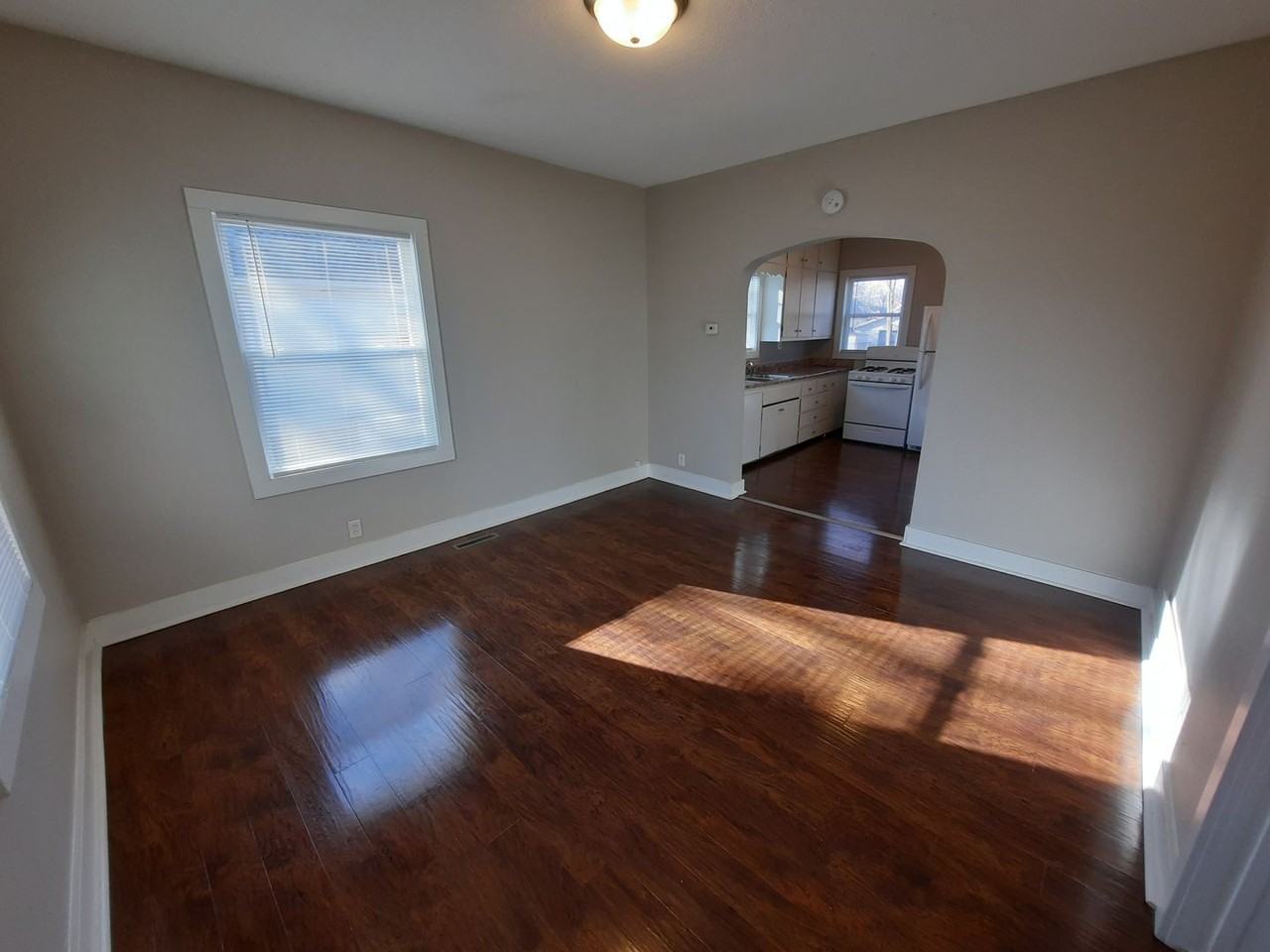 3814 8th Pl - Photo 6 of 15