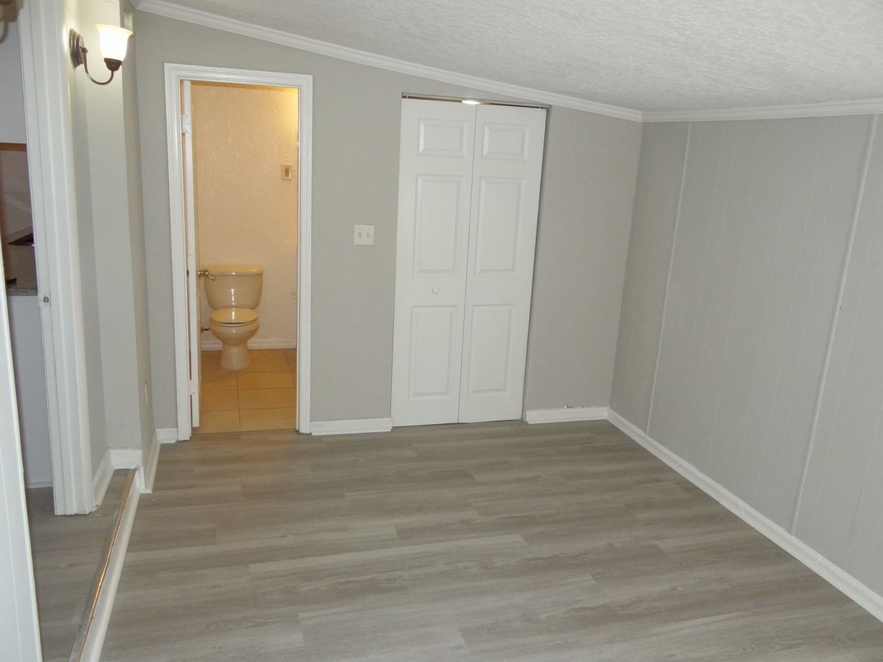 3205 N 47th St - Photo 7 of 18