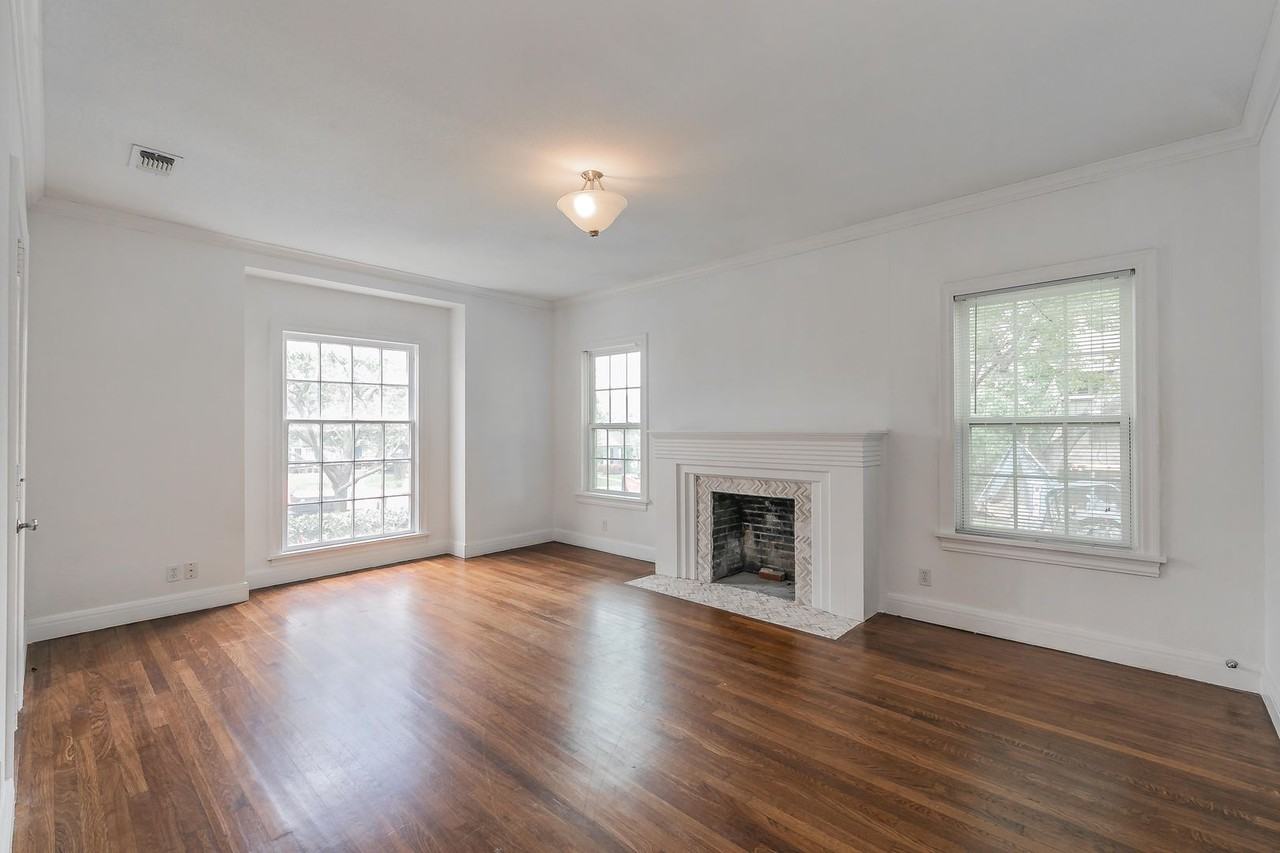 3701 W 4th St - Photo 4 of 23