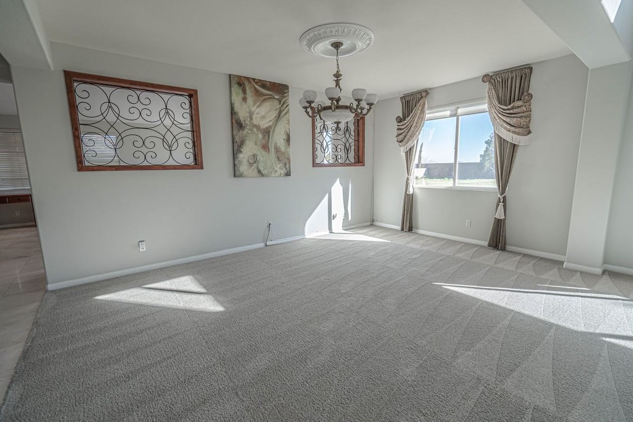 41032 Woodshire Dr - Photo 5 of 31