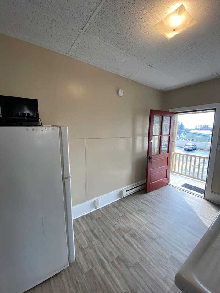 16 1/2 S Main St Rear - Photo 3 of 13