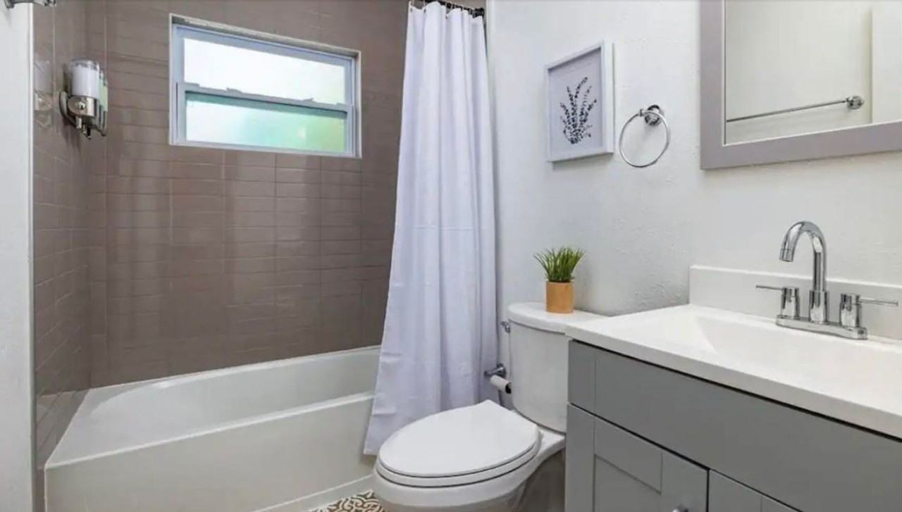 1000 8th Ave Sw - Photo 5 of 7