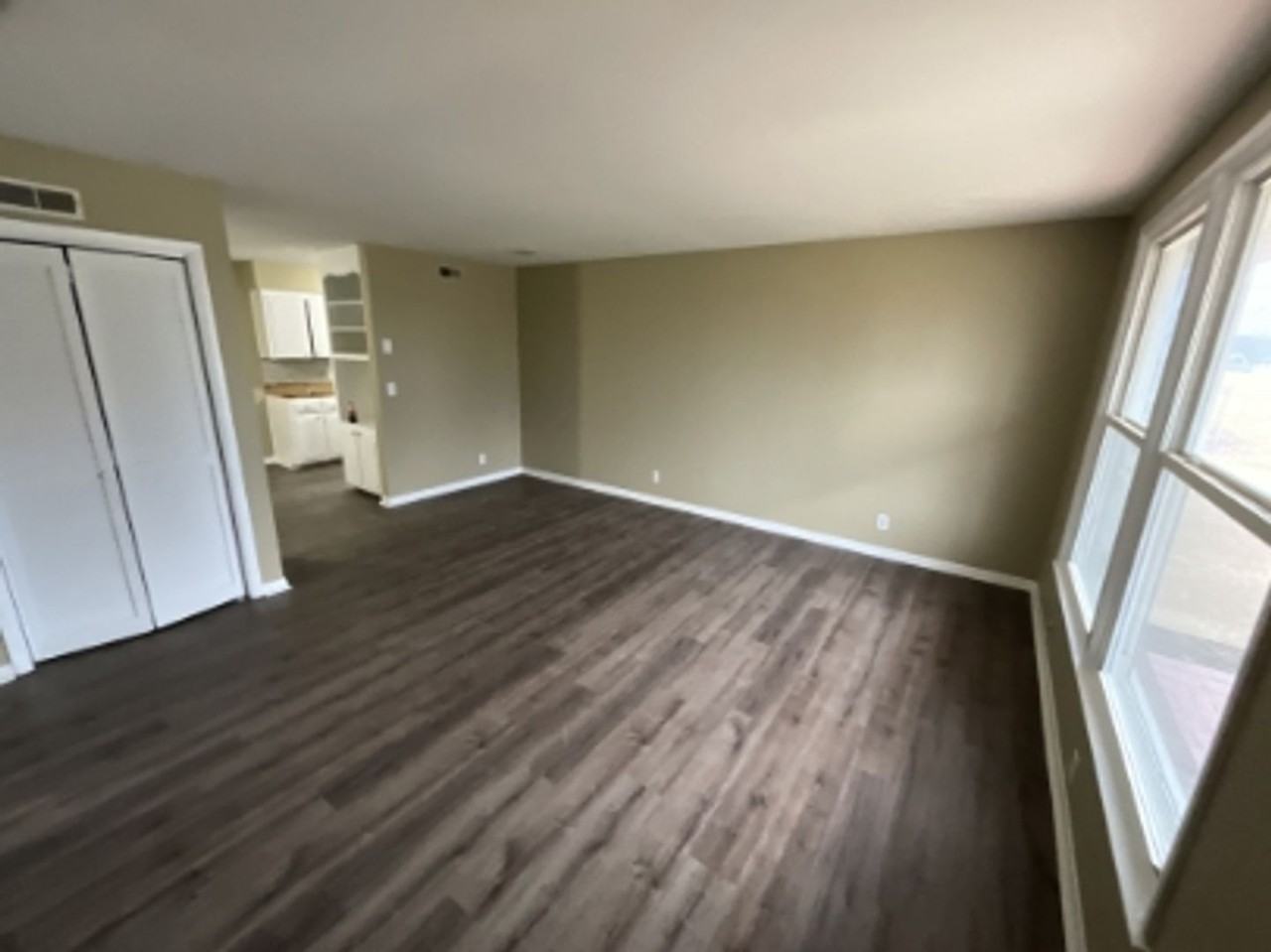 3219 Healy Dr - Photo 3 of 12