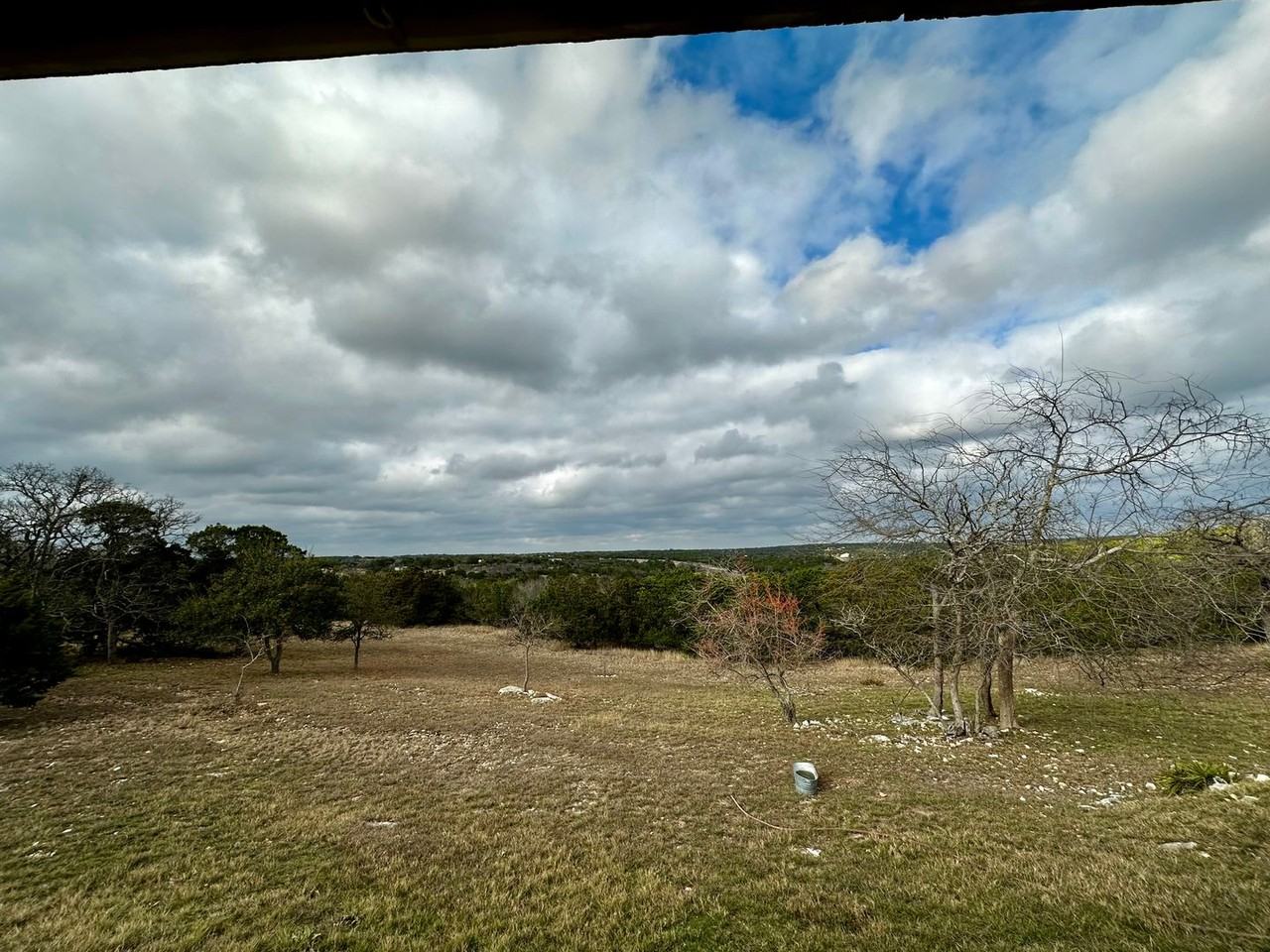 140 Adkins Rd - Photo 3 of 13