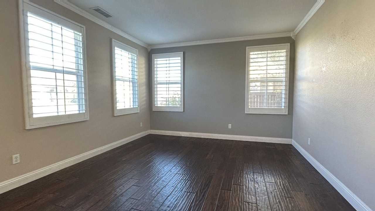 1515 E Shooting Star Dr - Photo 4 of 31