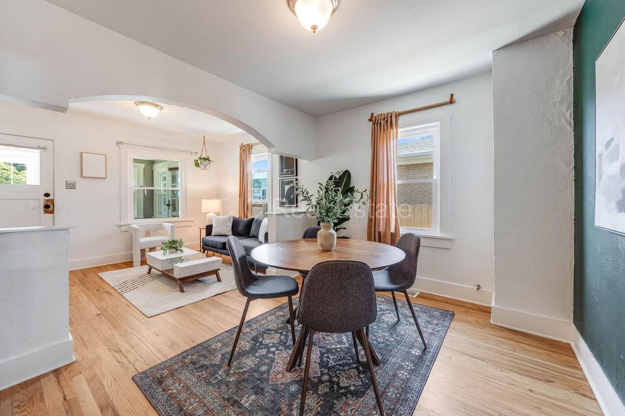 4907 Grove St - Photo 5 of 19