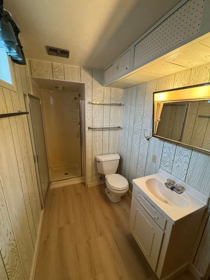 330 Silver Ct - Photo 4 of 20