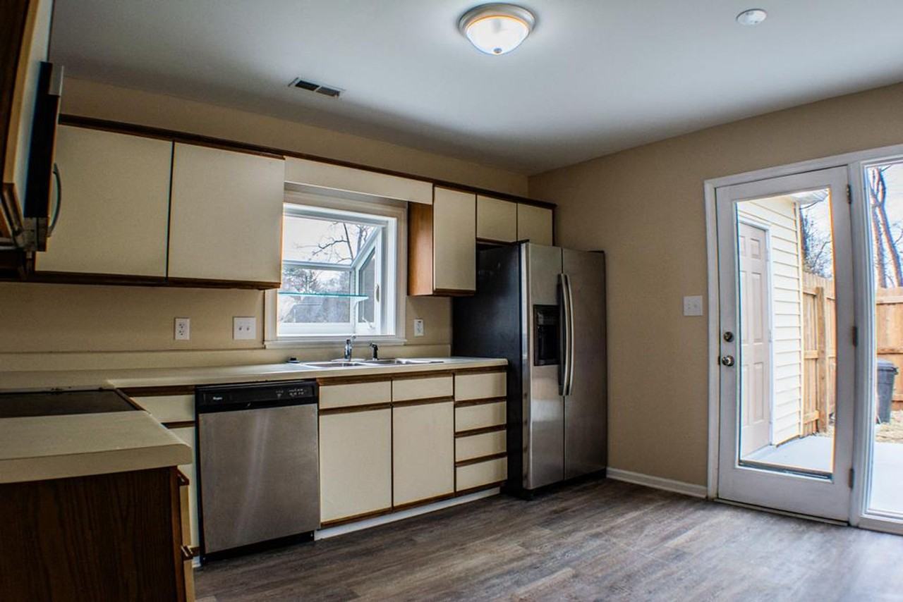 334 Oak Arbor Ln - Photo 2 of 12