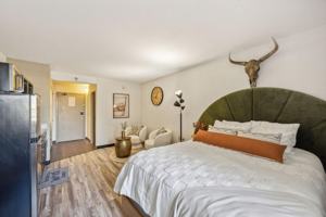 featured image of 517 Grand Canyon Dr