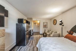 517 Grand Canyon Dr - Photo 1 of 1