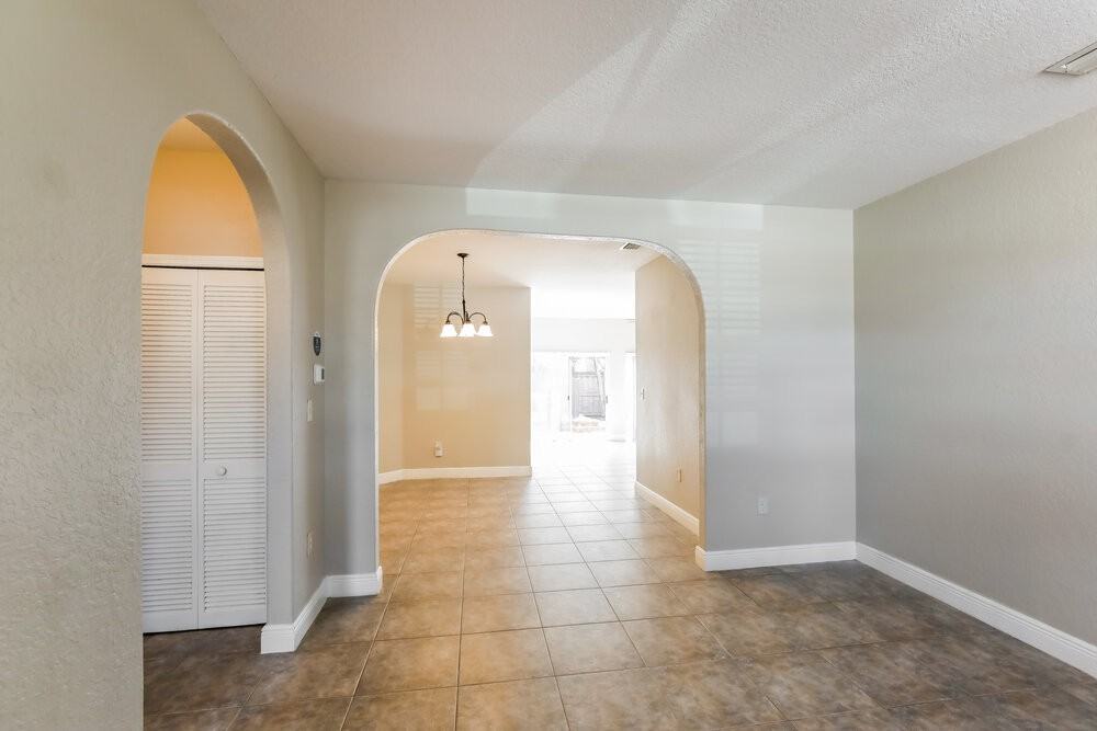 8986 Nw 144th Ter - Photo 3 of 16
