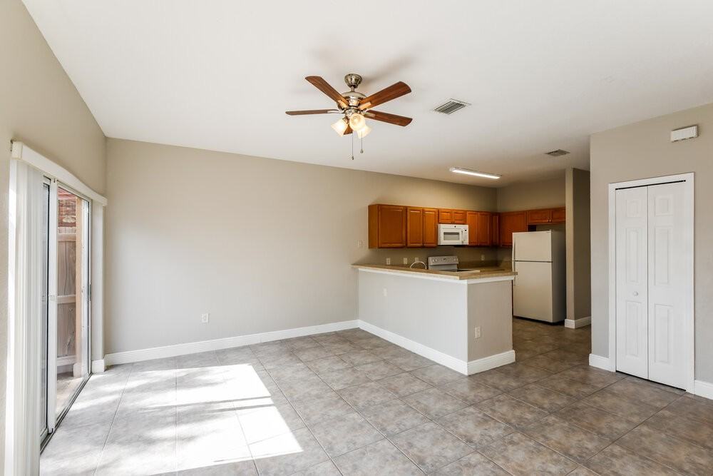 8986 Nw 144th Ter - Photo 6 of 16