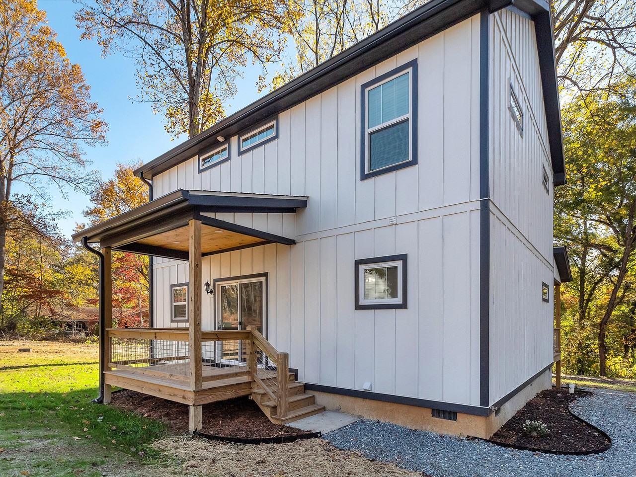 14 Bennett St - Photo 3 of 15