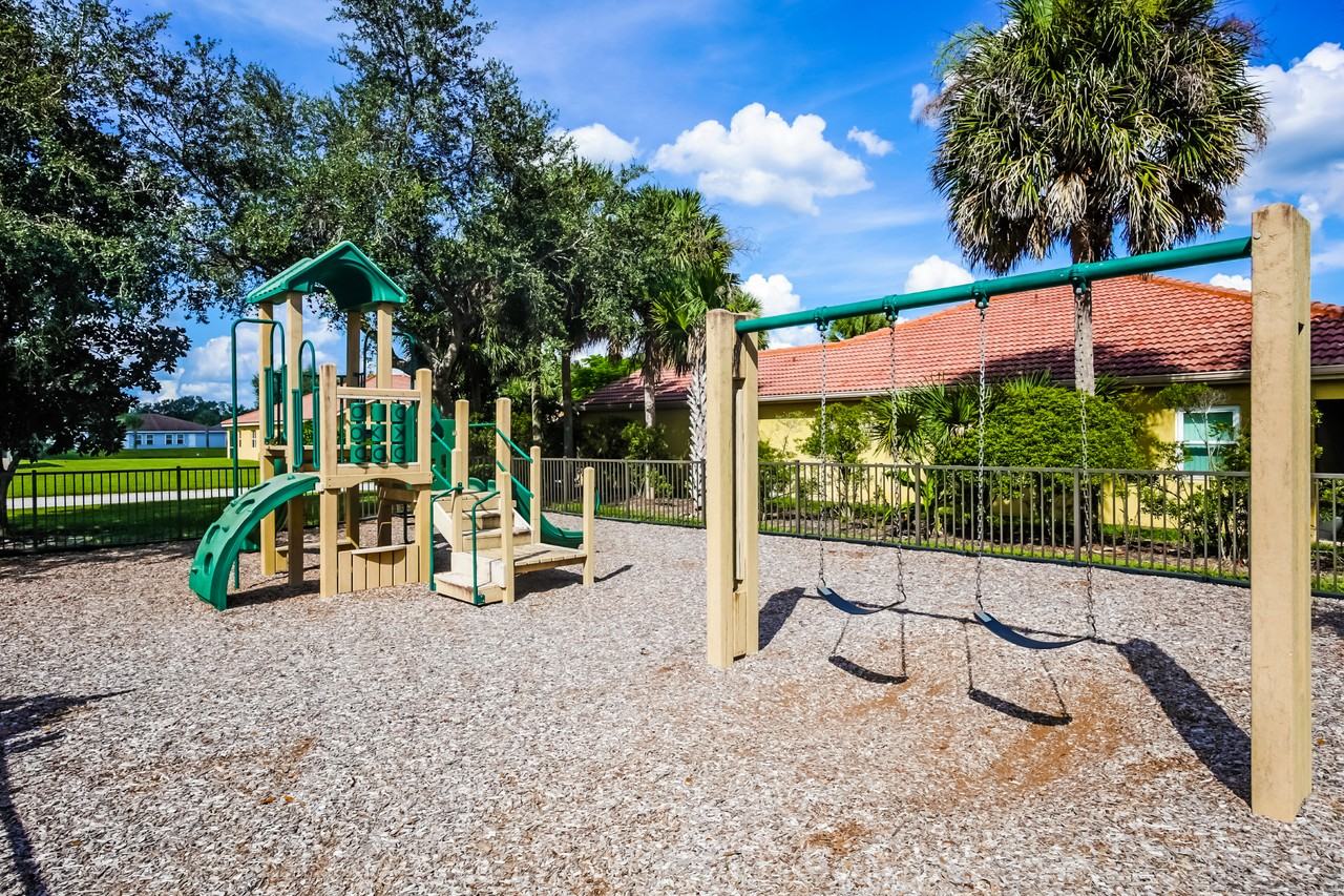 9023 Aegean Cir - Photo 5 of 9