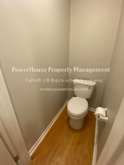 460 Welbury Ct - Photo 3 of 36