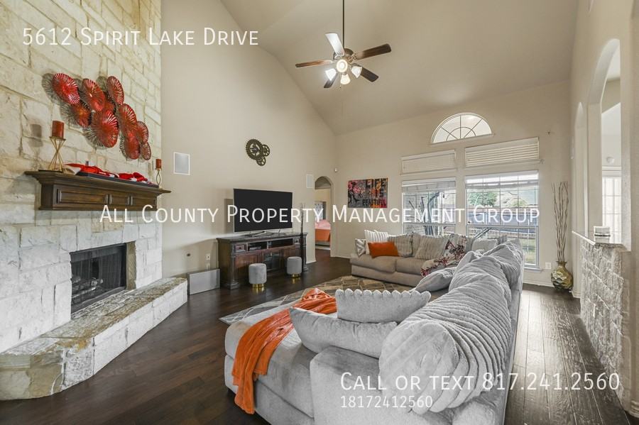 5612 Spirit Lake Dr - Photo 2 of 20