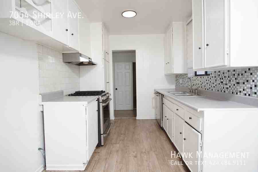 7054 Shirley Ave - Photo 5 of 21