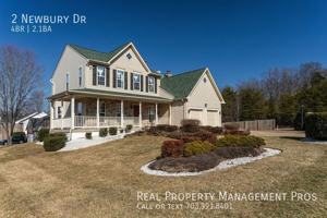 featured image of 2 Newbury Dr