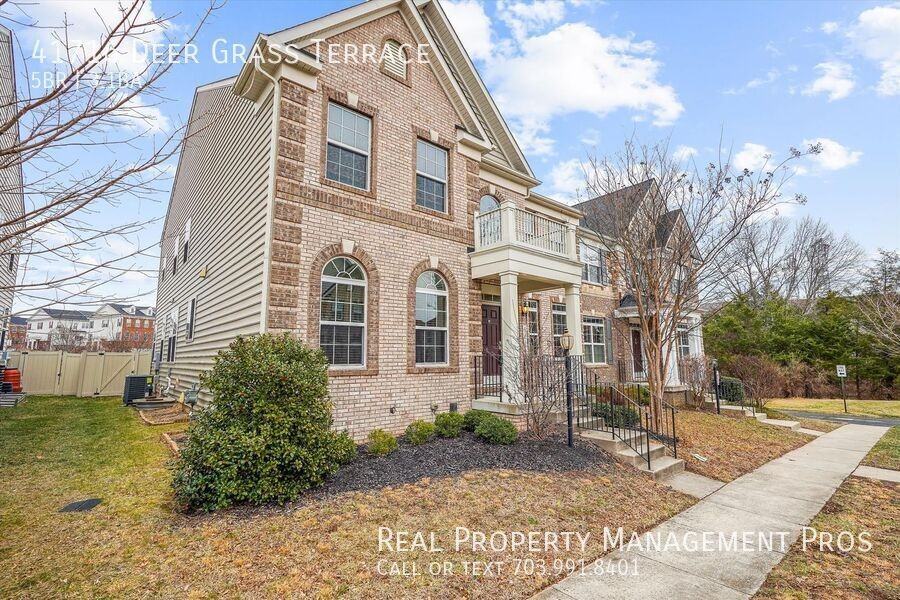 41716 Deer Grass Ter - Photo 2 of 50