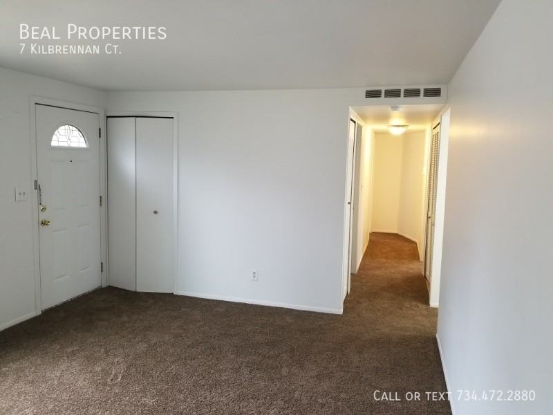 7 Kilbrennan Ct - Photo 2 of 20