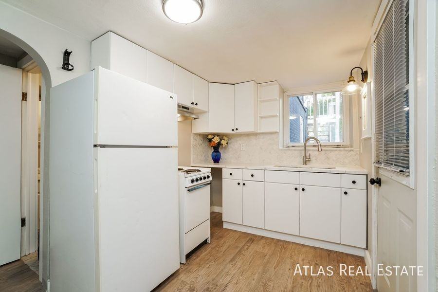 423 N Wahsatch Ave #5 - Photo 7 of 17