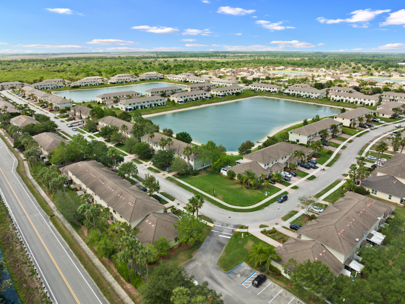 9945 E Villa Cir - Photo 3 of 24