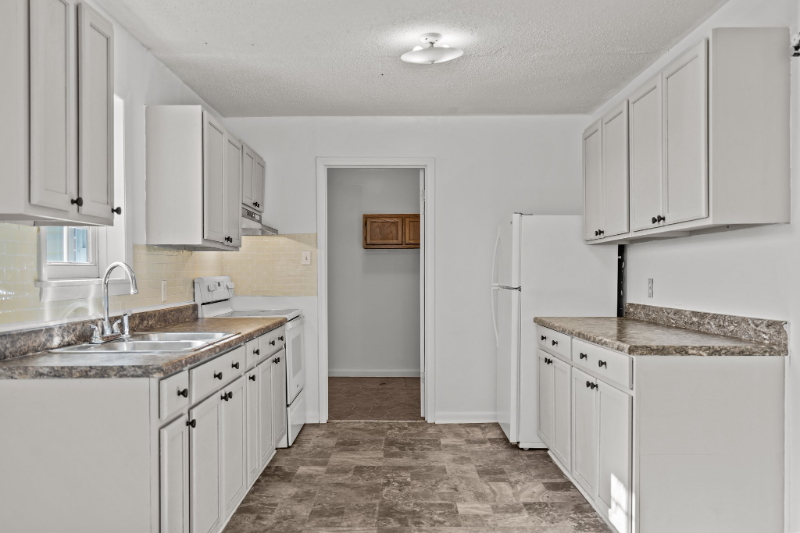 2606 Bunche St - Photo 3 of 7