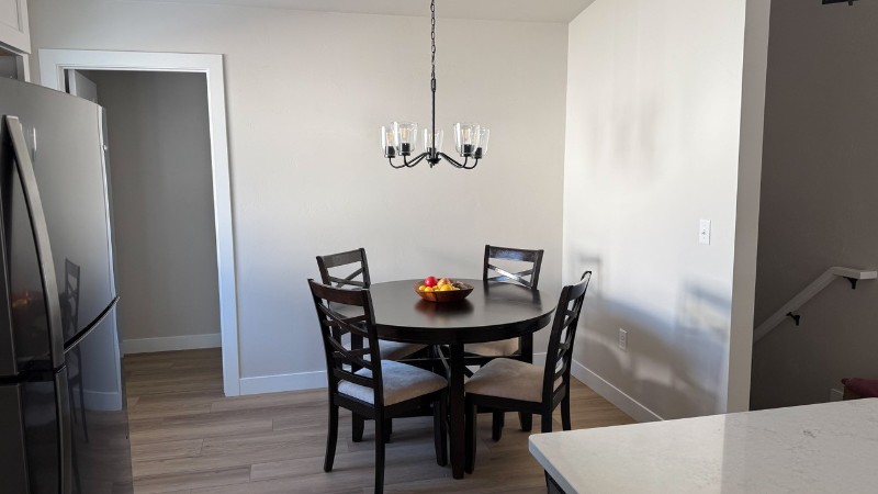 2153 Abbey Road - Photo 3 of 11