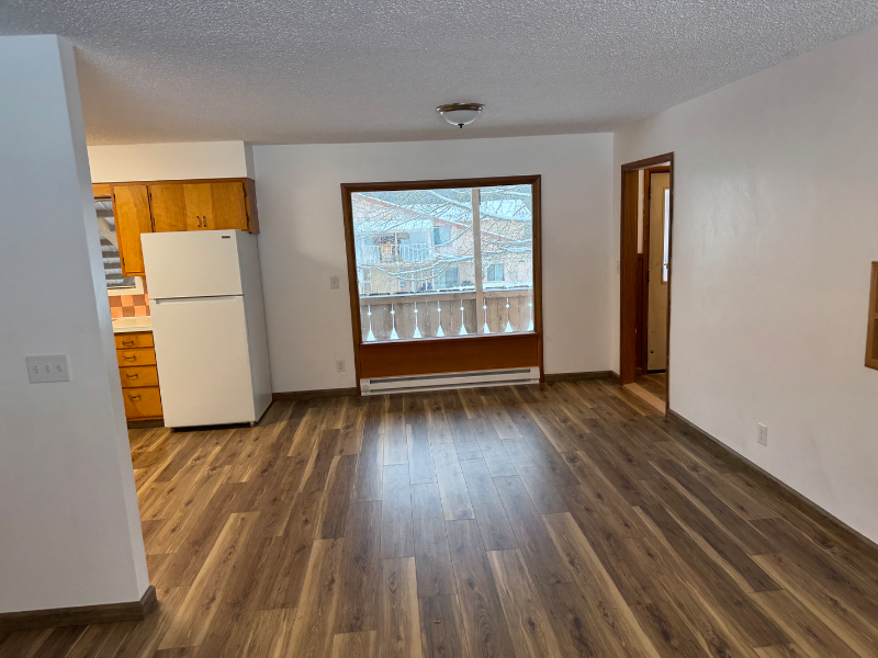 562 North Riley Creek Road #1 - Photo 3 of 21