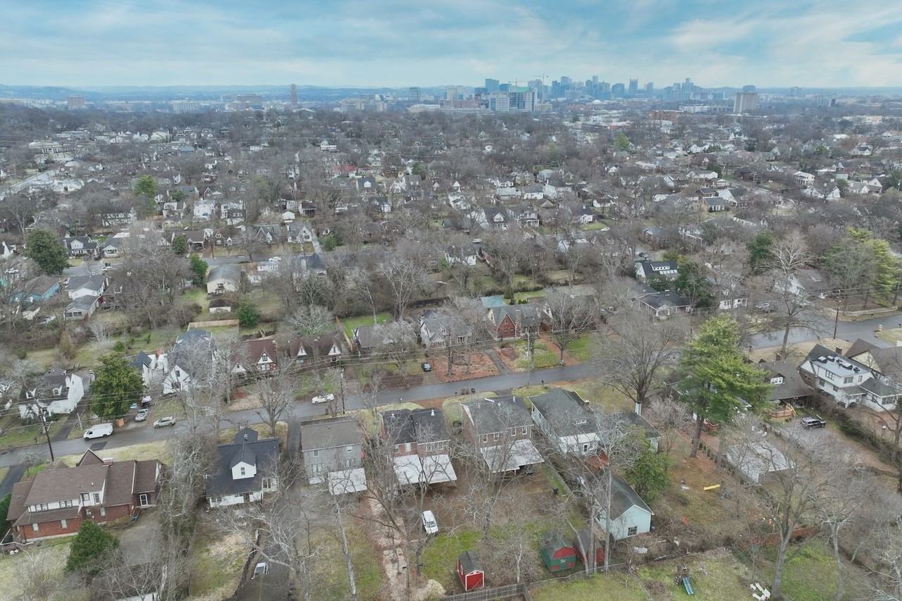 2619 Westwood Ave - Photo 3 of 33