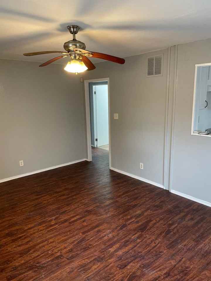 5360 W Leon Ter - Photo 3 of 9