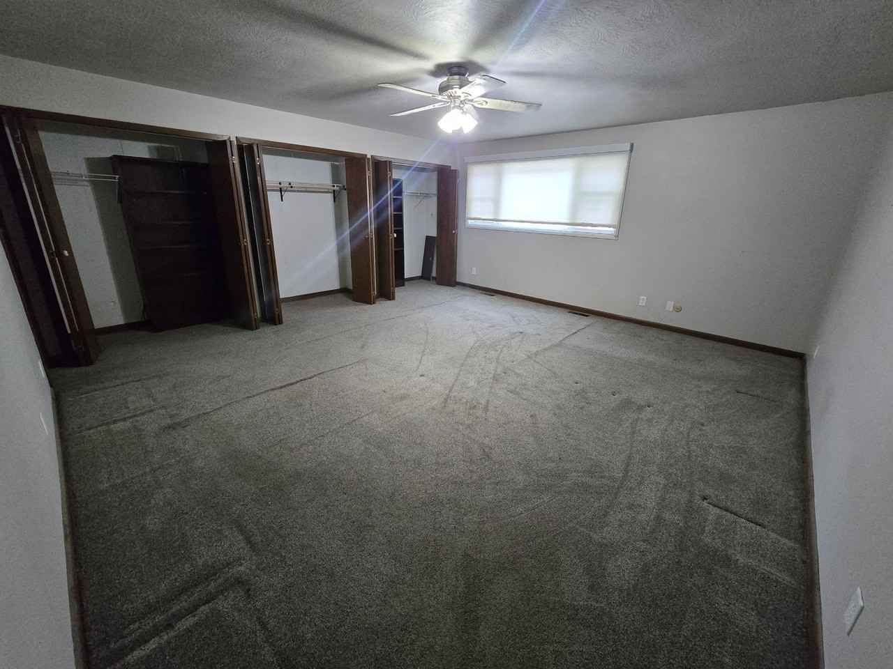 3725 Grandview Blvd - Photo 2 of 12