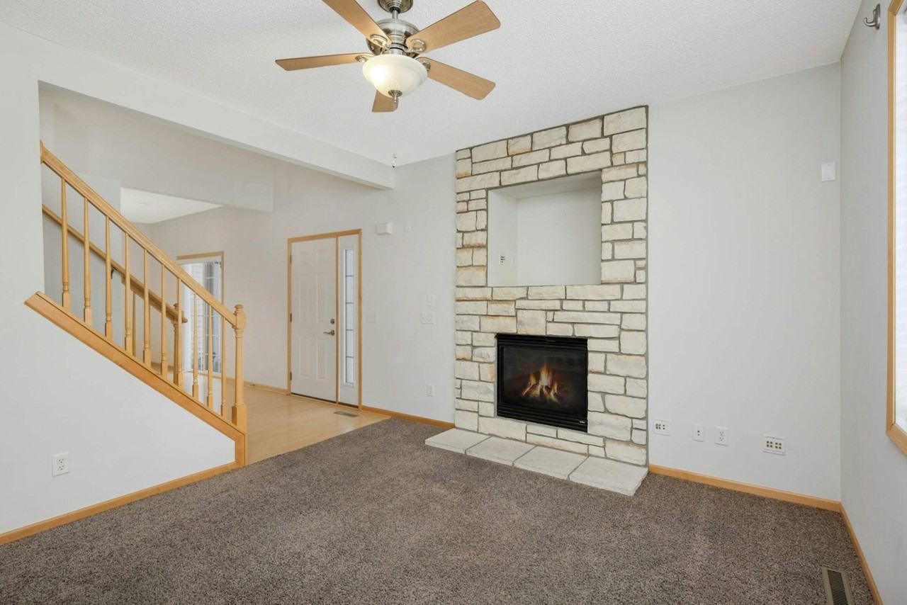 17826 66th Avenue North - Photo 3 of 37