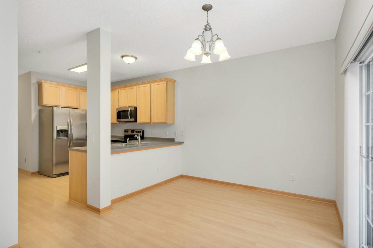 17826 66th Avenue North - Photo 5 of 37