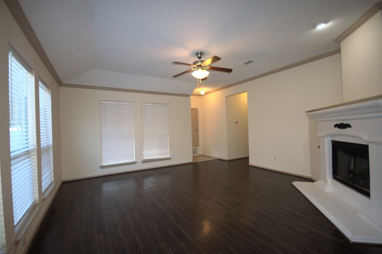 9125 Askew St #NA - Photo 6 of 24