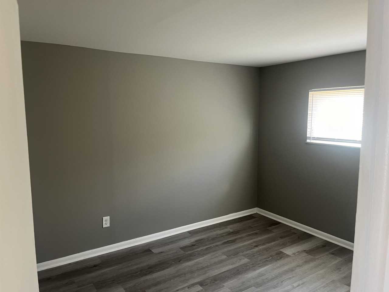 Columbus Thirty3 - Sullivant - Photo 2 of 11