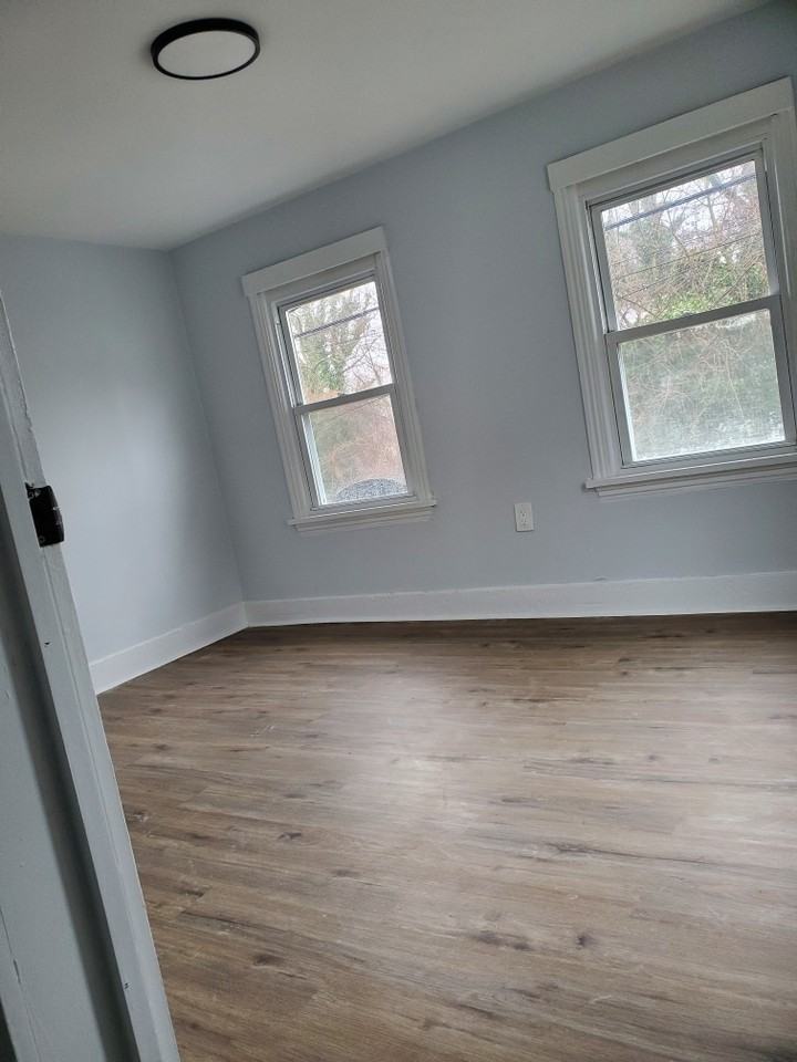 SJSA2 LLC | Salem 13 - Photo 4 of 9