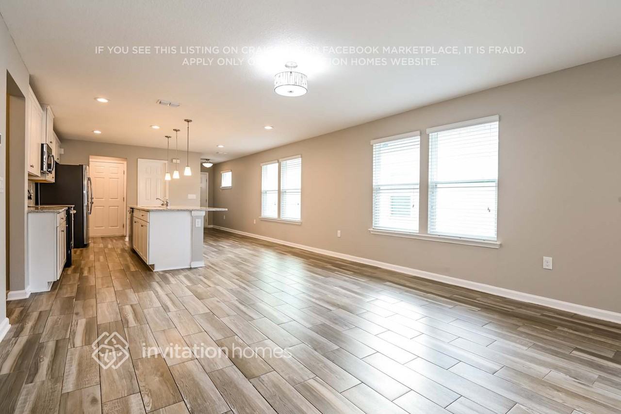 213 Santorini Ct - Photo 5 of 16