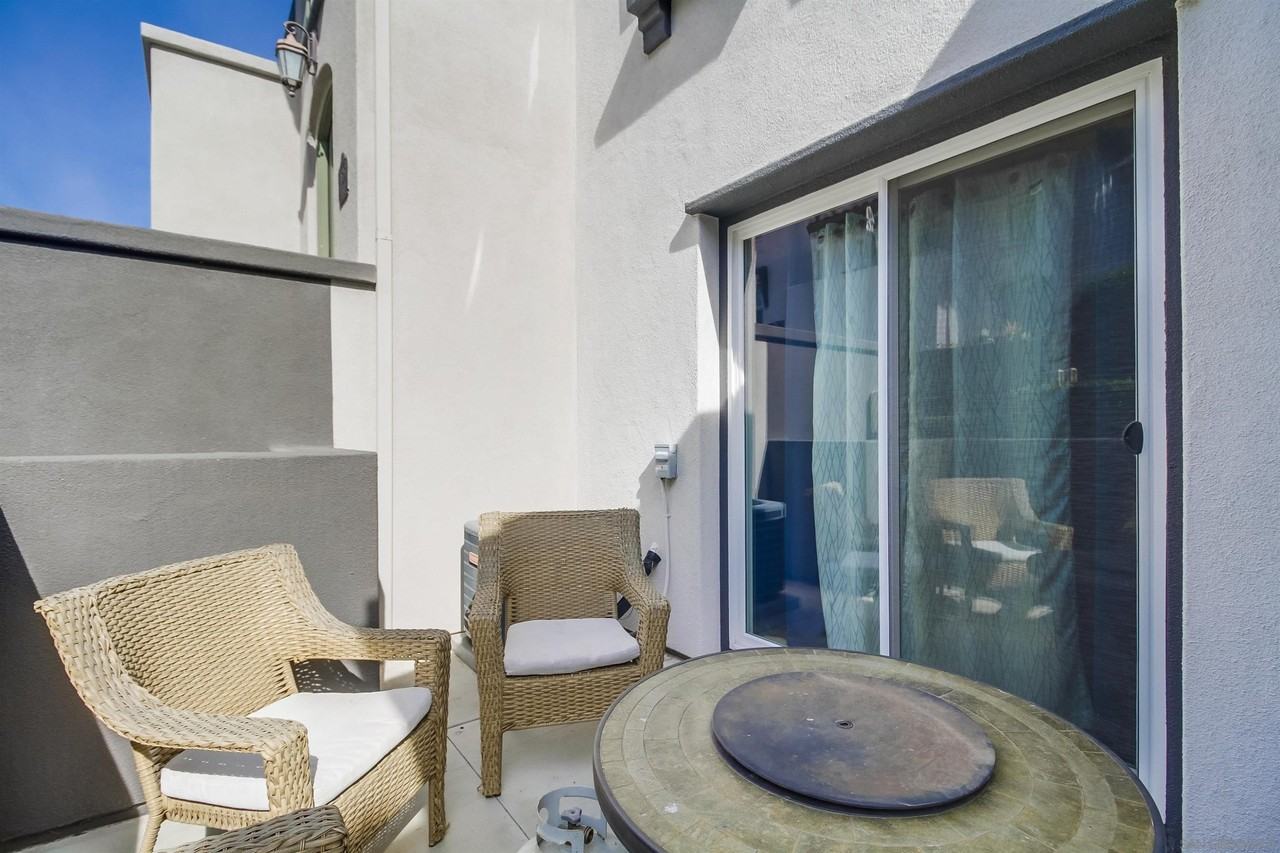 1626 Cliff Rose Dr - Photo 5 of 39