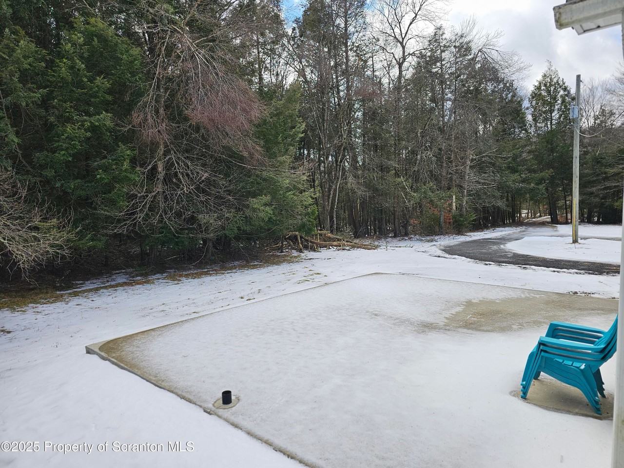 22 Suetta Ln - Photo 3 of 20