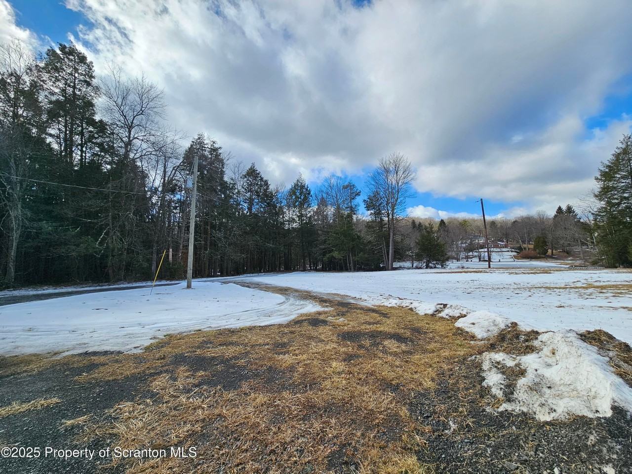 22 Suetta Ln - Photo 7 of 20