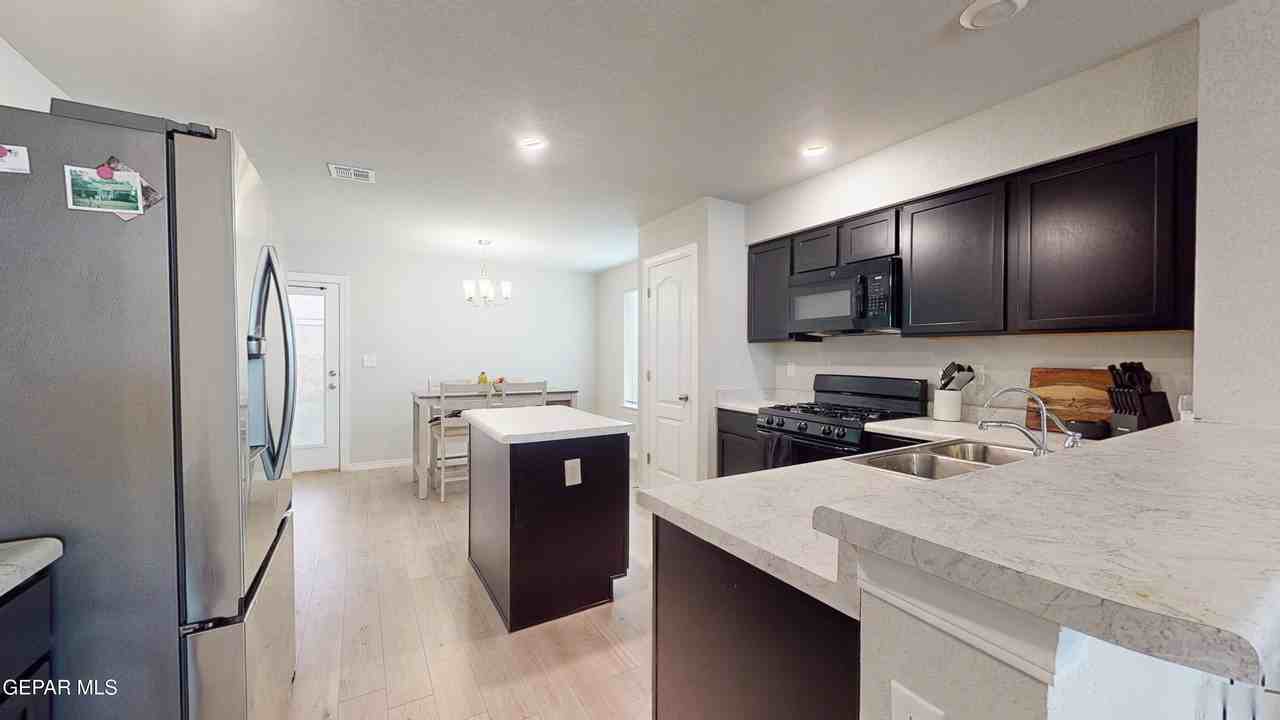 14548 Faxon Yucca Ave - Photo 2 of 29